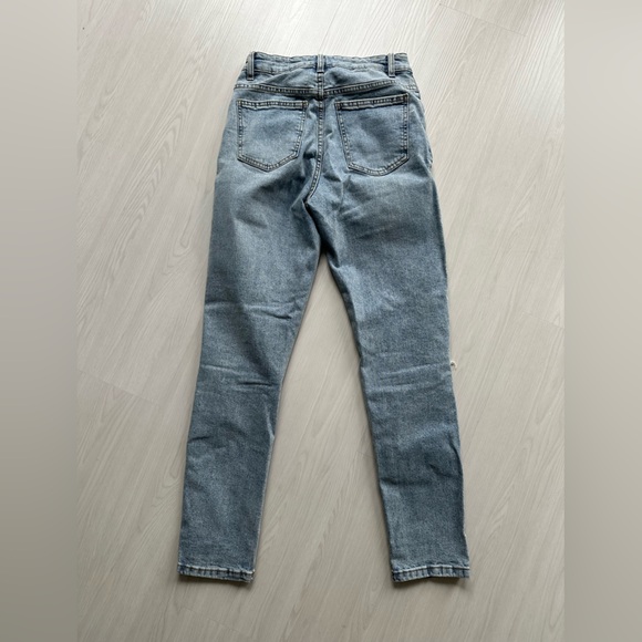 Comfortable jeans, high rise - Picture 2 of 3